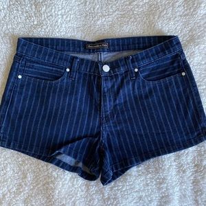 Abercrombie shorts